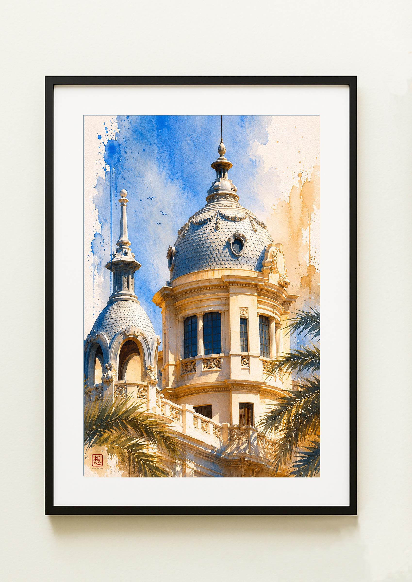 Lámina decorativa con cúpula modernista de la Casa Carbonell en Alicante, acuarela expresiva en azul cobalto y ocre dorado con palmeras y pájaros en vuelo, enmarcada en negro IMAJIN-ARTE