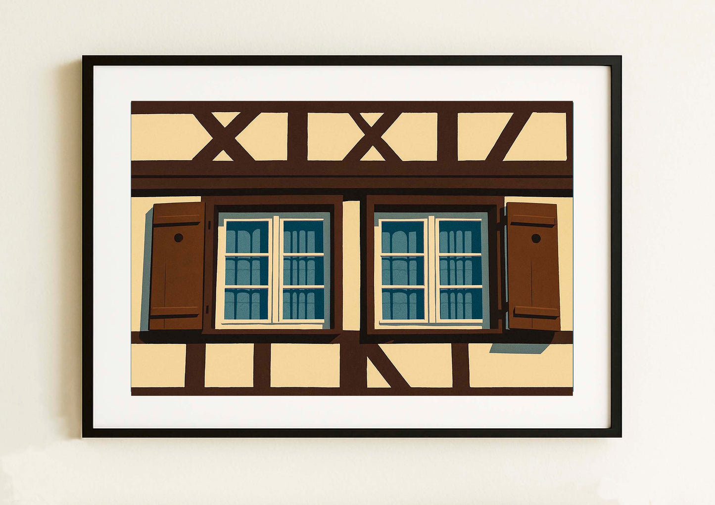 Lámina decorativa con dos ventanas de entramado alsaciano en crema y marrón oscuro con contraventanas de madera, arquitectura de Estrasburgo, enmarcada en negro imajin-arte
